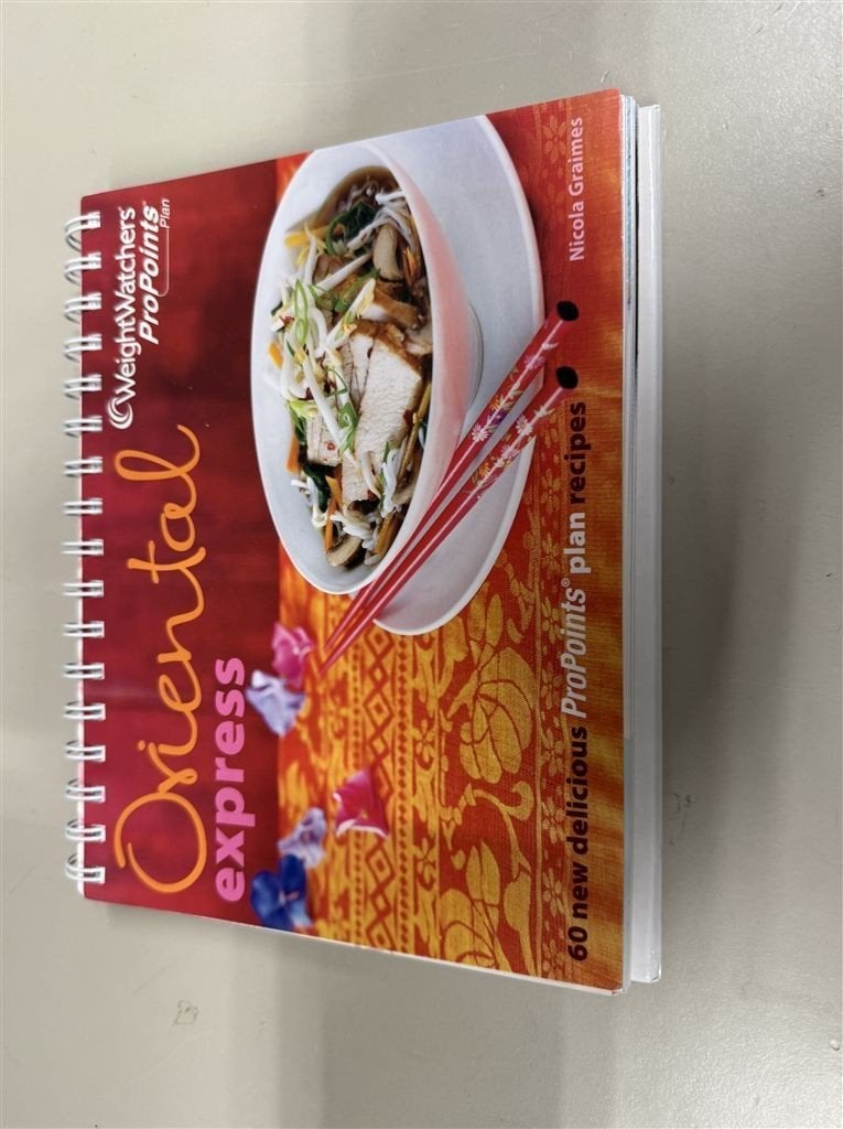 Kookboek - WeightWatchers Cook Book - ProPoints Plan: Orient, Ophalen of Verzenden, Zo goed als nieuw