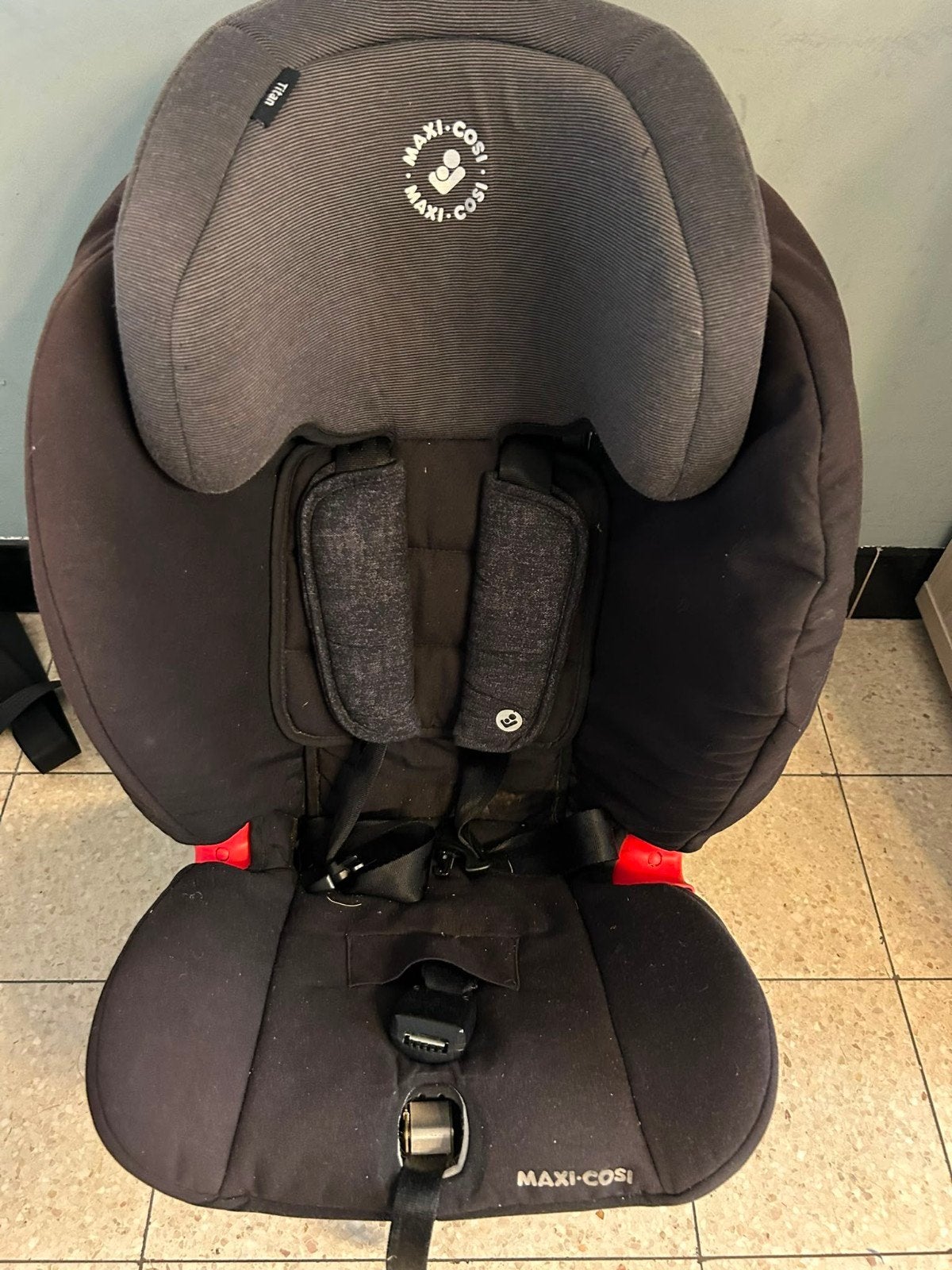 maxi cosi Titan, Kinderen en Baby's, Autostoeltjes, Gebruikt, Slaapstand, Ophalen of Verzenden, 9 t/m 36 kg