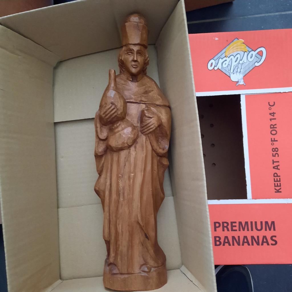 Kardinaal ( of andere heilige ) in hout . 40 cm ., Antiek en Kunst, Antiek | Religieuze voorwerpen, Ophalen of Verzenden