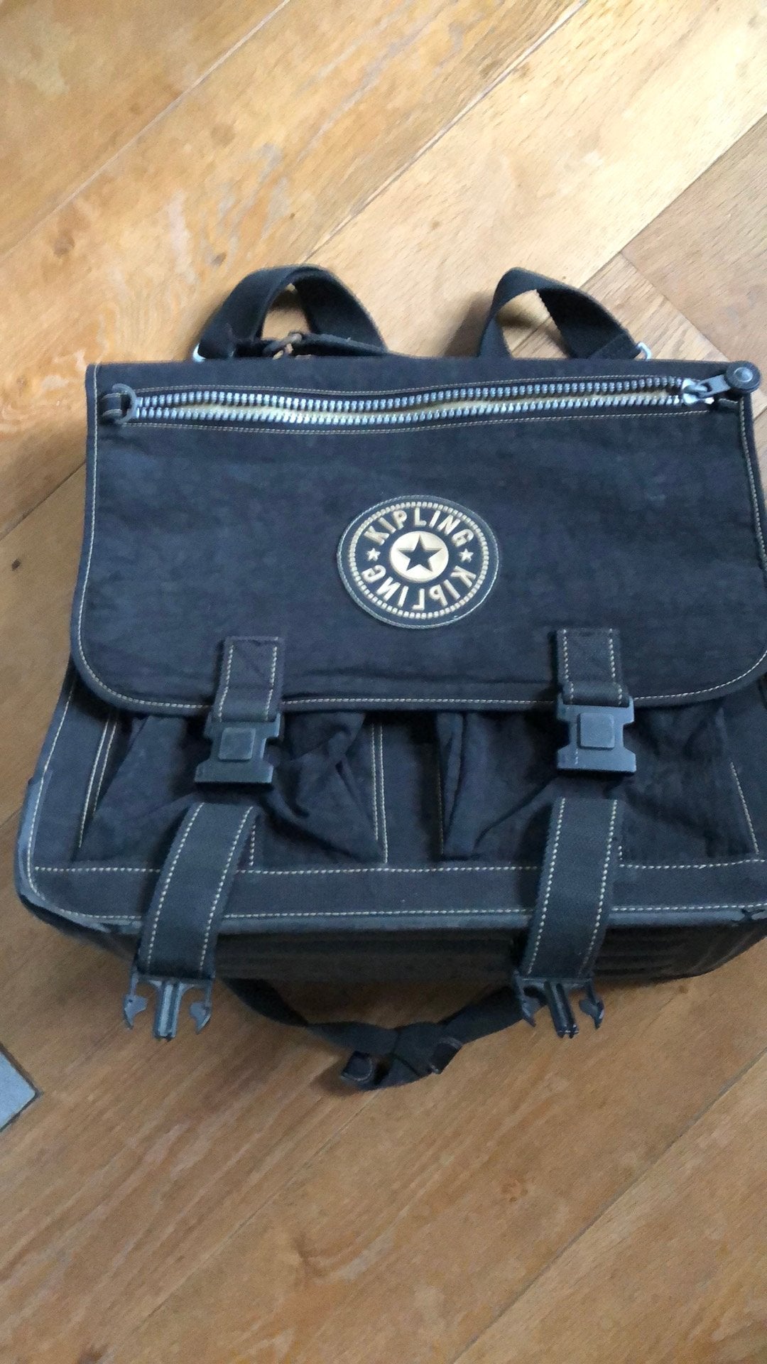 Zwarte boekentas merk kipling, Ophalen, Gebruikt