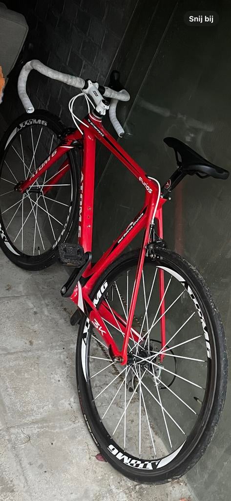 Koersfiets atom 6, Ophalen, Zo goed als nieuw