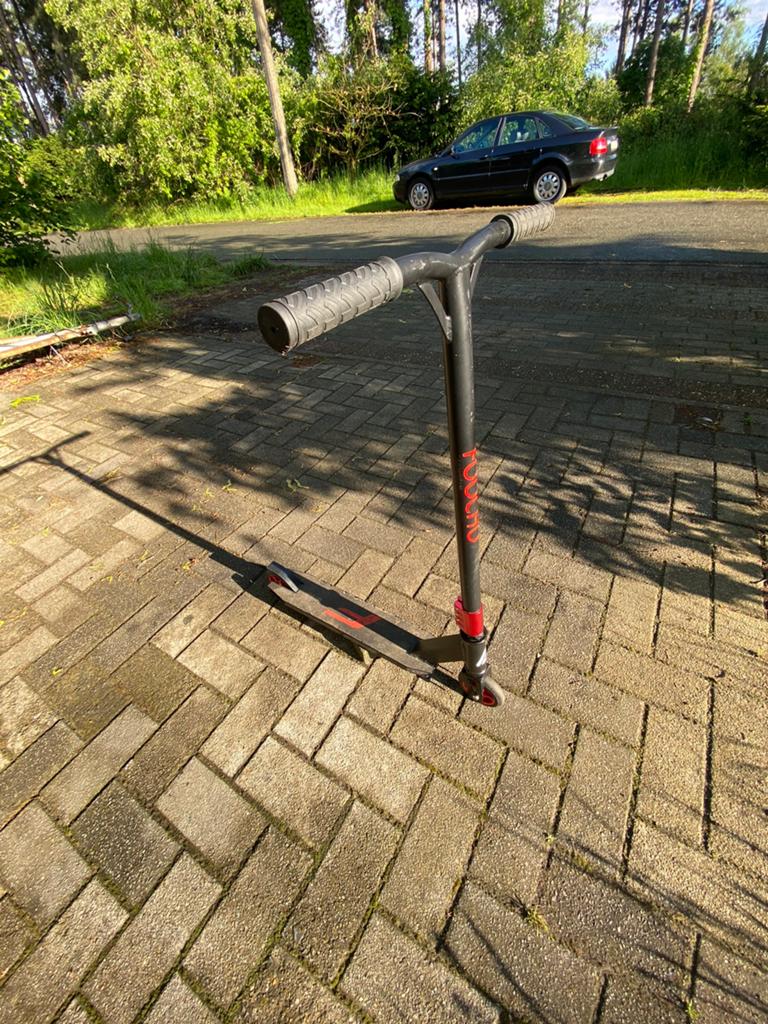 Stunt step foocho, Fietsen en Brommers, Steps, Ophalen, Zo goed als nieuw