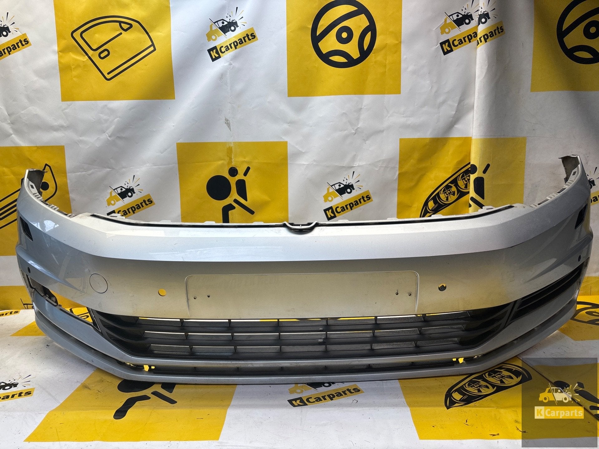 Pare-chocs avant Volkswagen Touran 5TA 4XPDC KLS 5TA807221A, Info@fabrikant.eu, Fabrikant BV, Pare-chocs, Utilisé