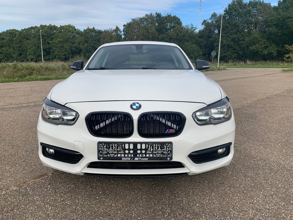 BMW 116 i gekeurd VVK  1ste eige 2017  60.000 km !, Auto's, 4 zetels, Wit, Handgeschakeld, 1500 cc