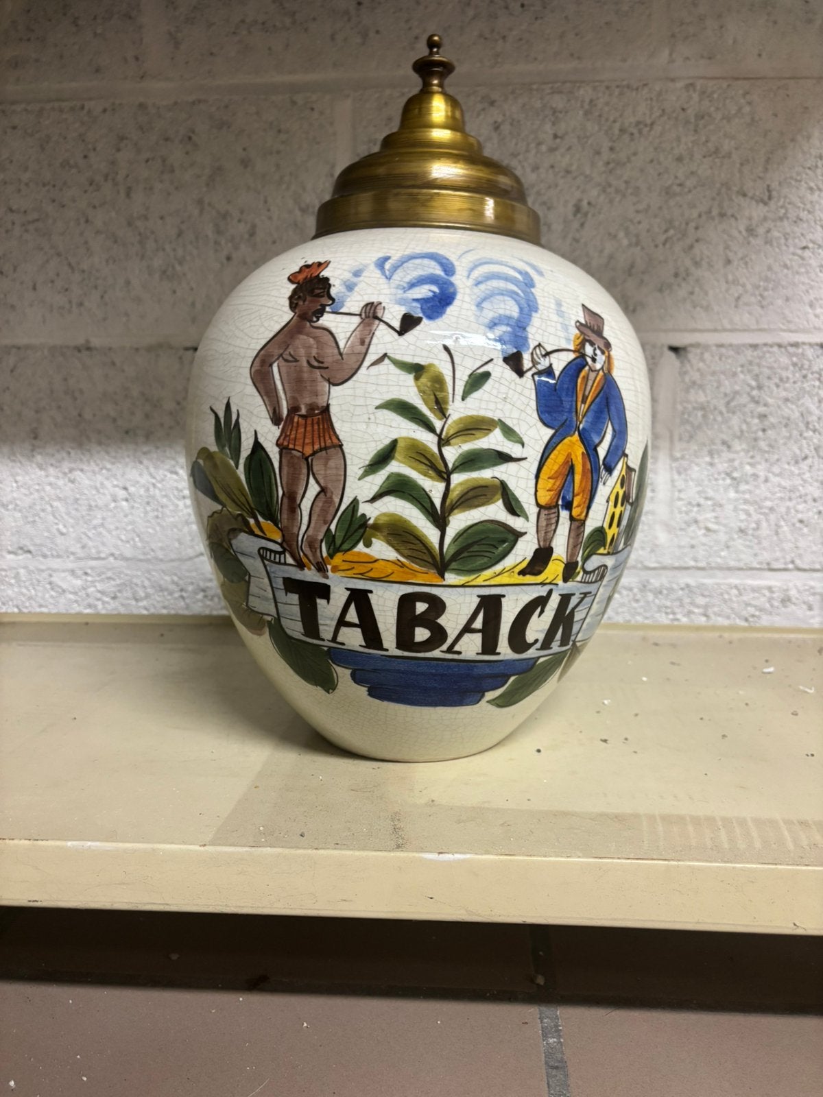 Taback-pot met deksel, Ophalen