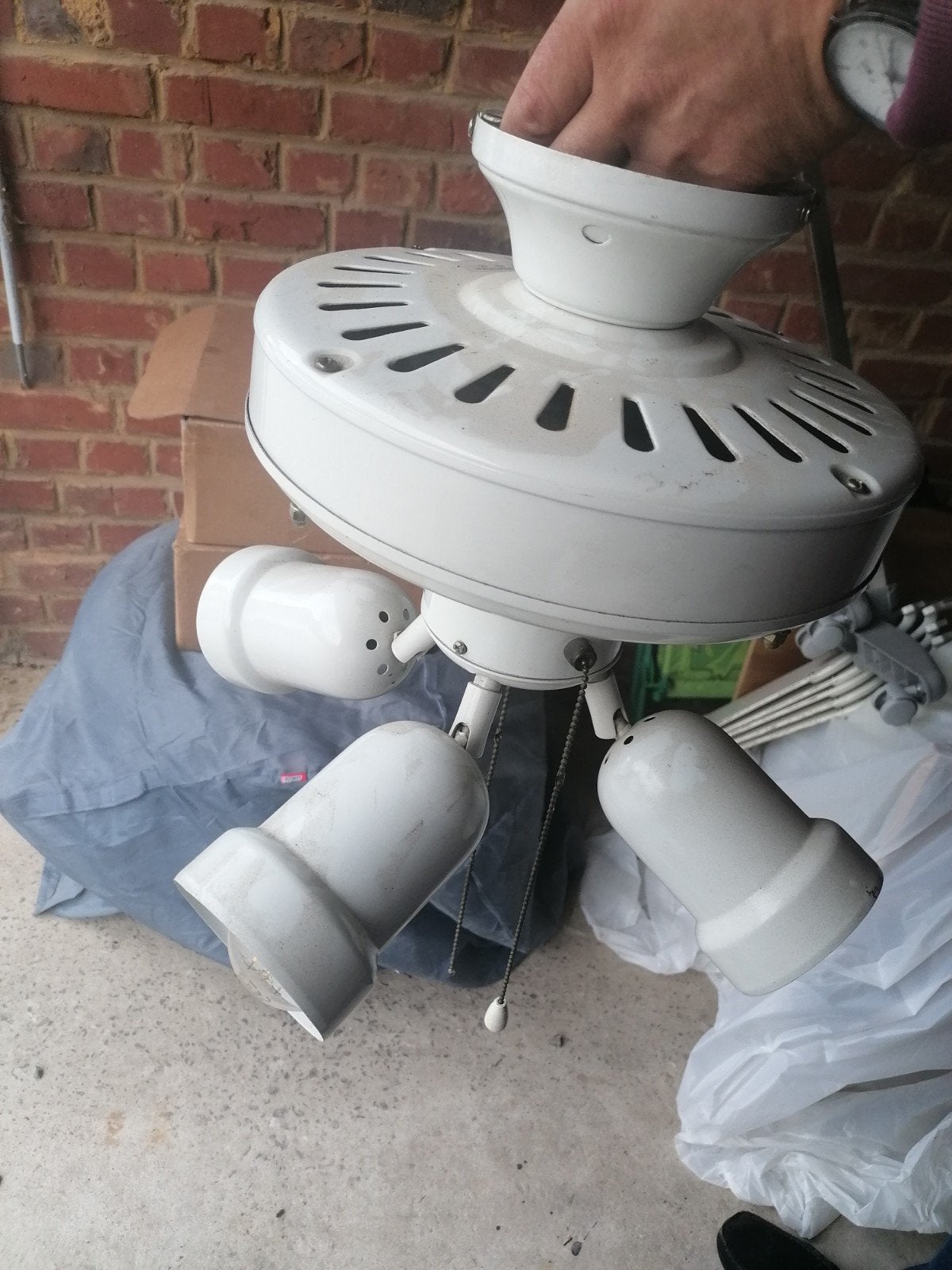 Ventilateur plafonnier avec 4 spots, Enlèvement