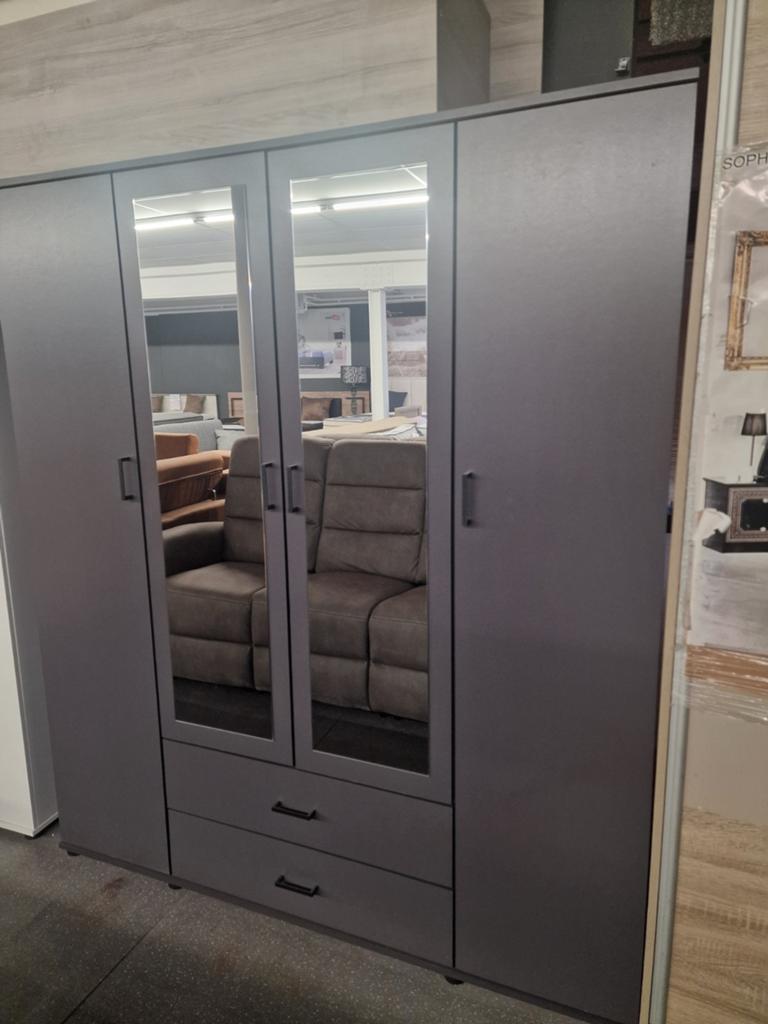 Kleerkast 4 deur 399 €, Enlèvement
