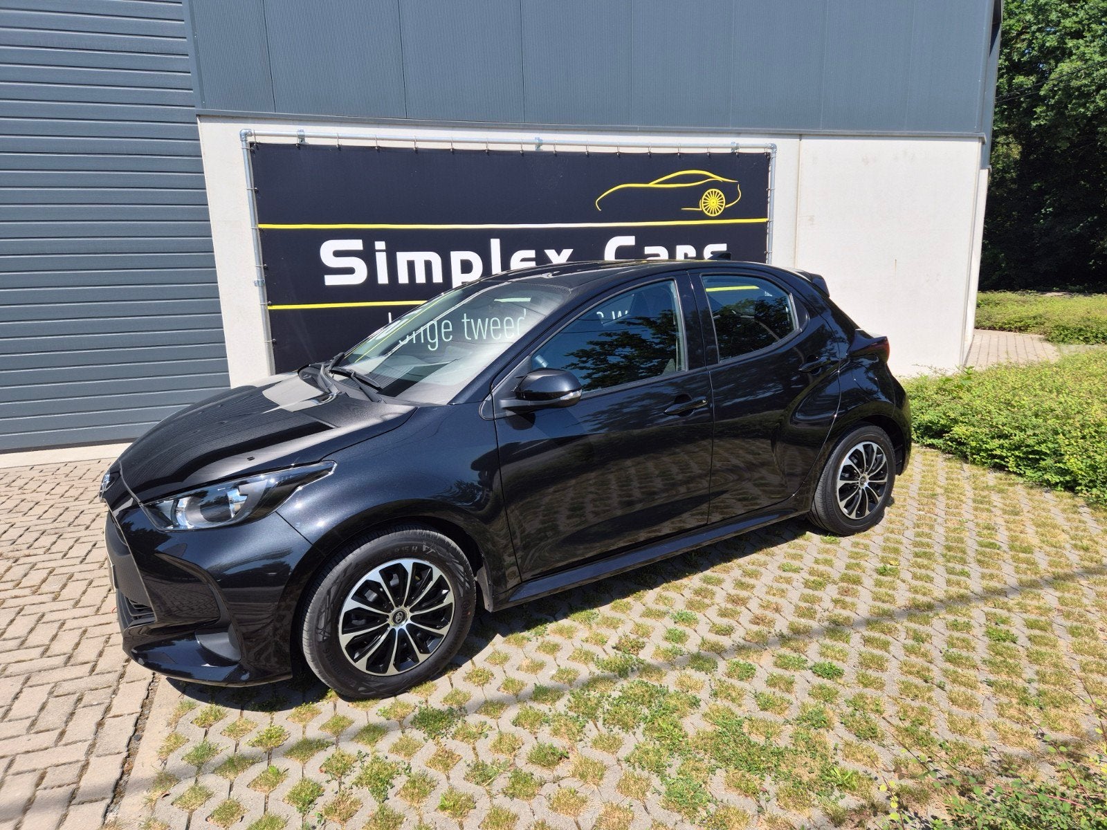 TOYOTA YARIS 1.5 HYBRIDE.. AUTOMATIQUE. VIENT D'ARRIVER ! ! , Achat, Euro 6, Entreprise, Carnet d'entretien