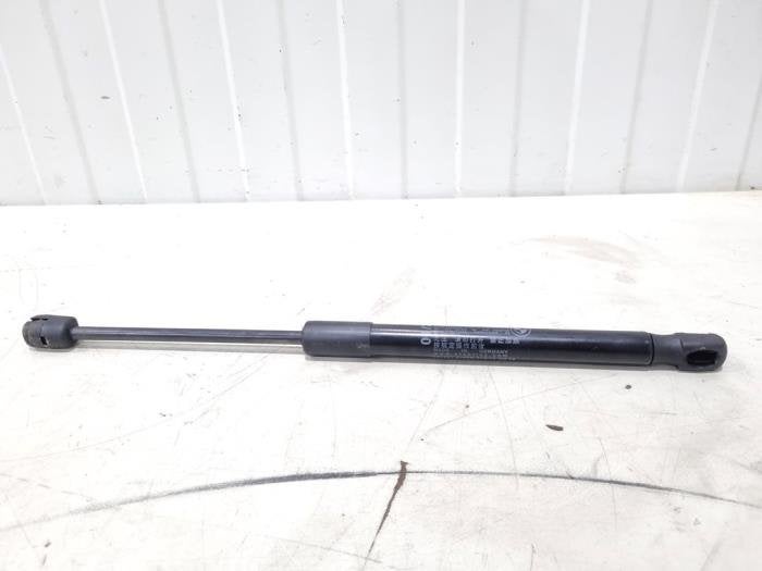 Amortisseur capot moteur gauche d'un BMW 2-Serie, -, 3 mois de garantie, Utilisé, -