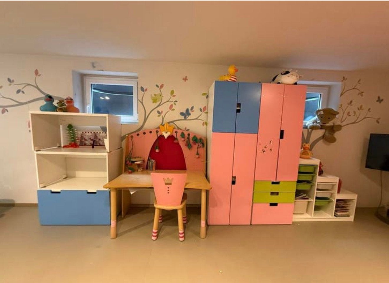 Kastenwand Ikea, Ophalen, Zo goed als nieuw