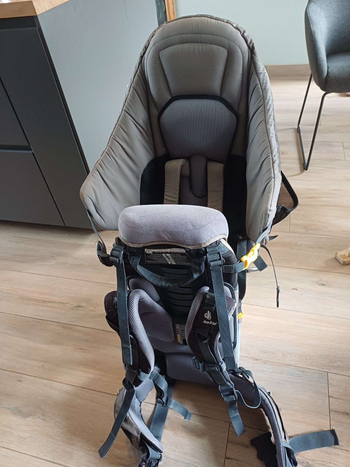 Porte bébé deuter kid confort 3, Ophalen