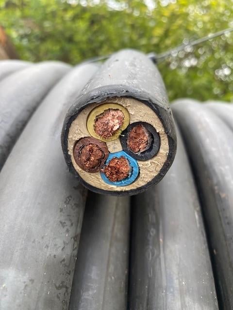 KABELS NIEUW , info op foto 2 met lijst, Ophalen, Nieuw, Kabel of Snoer