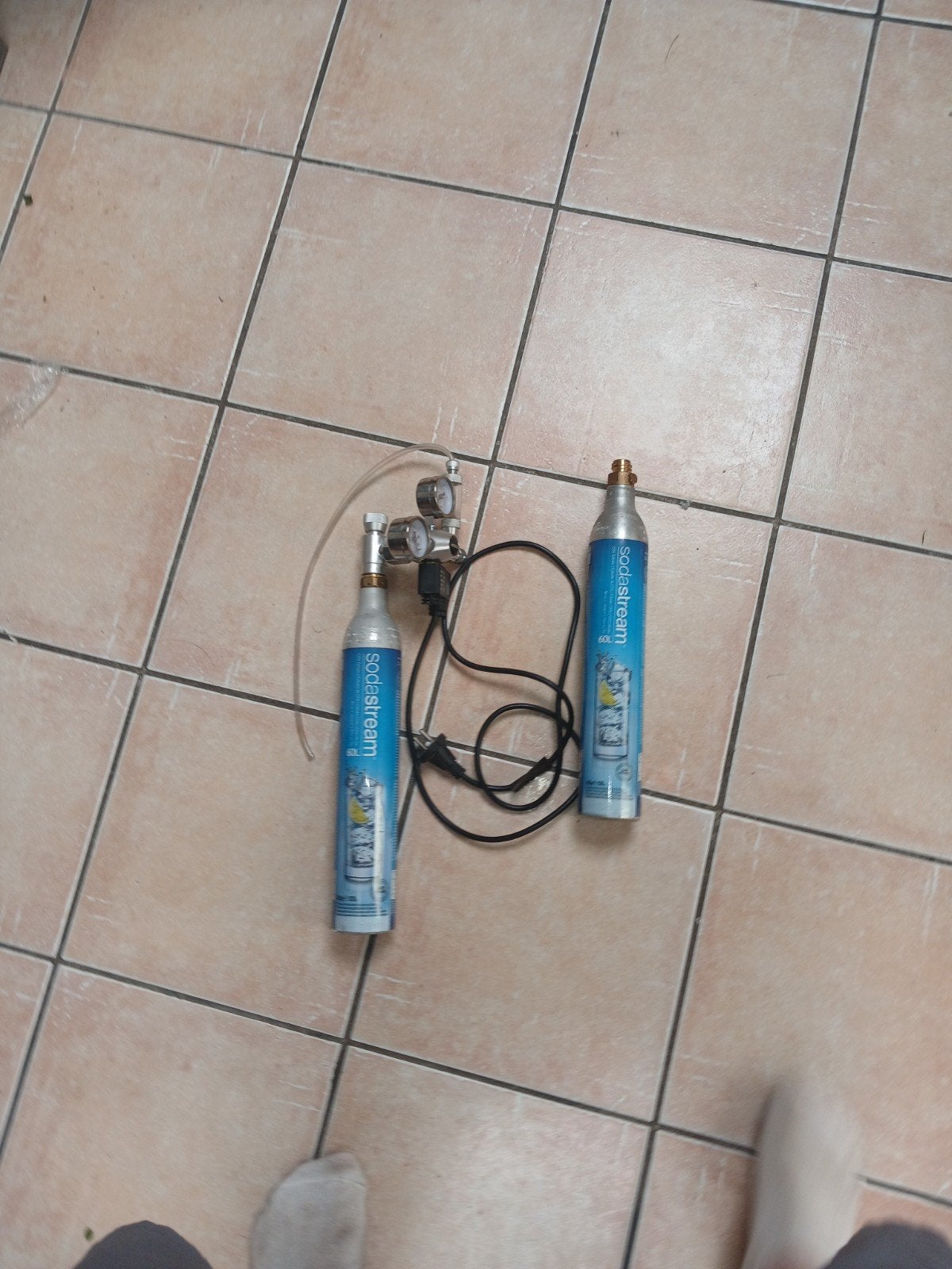 Detendeur co2 sodas stream avec 2 bombonne, Enlèvement ou Envoi