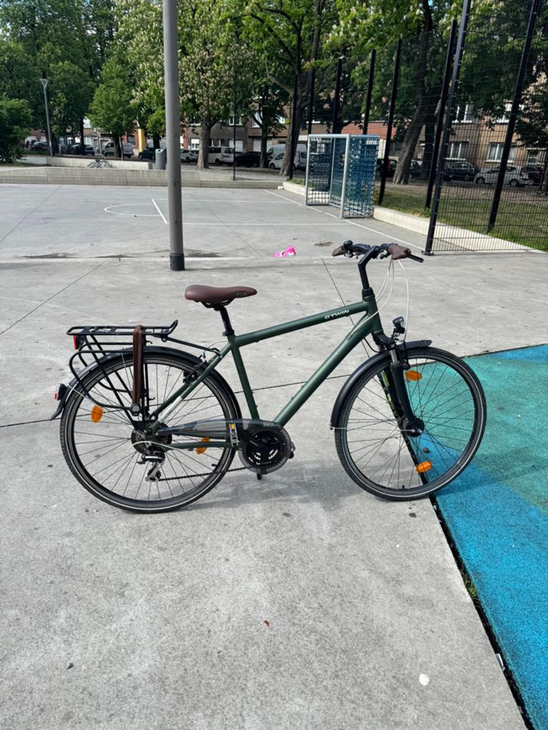 Btwin jongensfiets, Fietsen en Brommers, Ophalen of Verzenden, Zo goed als nieuw, 28 inch