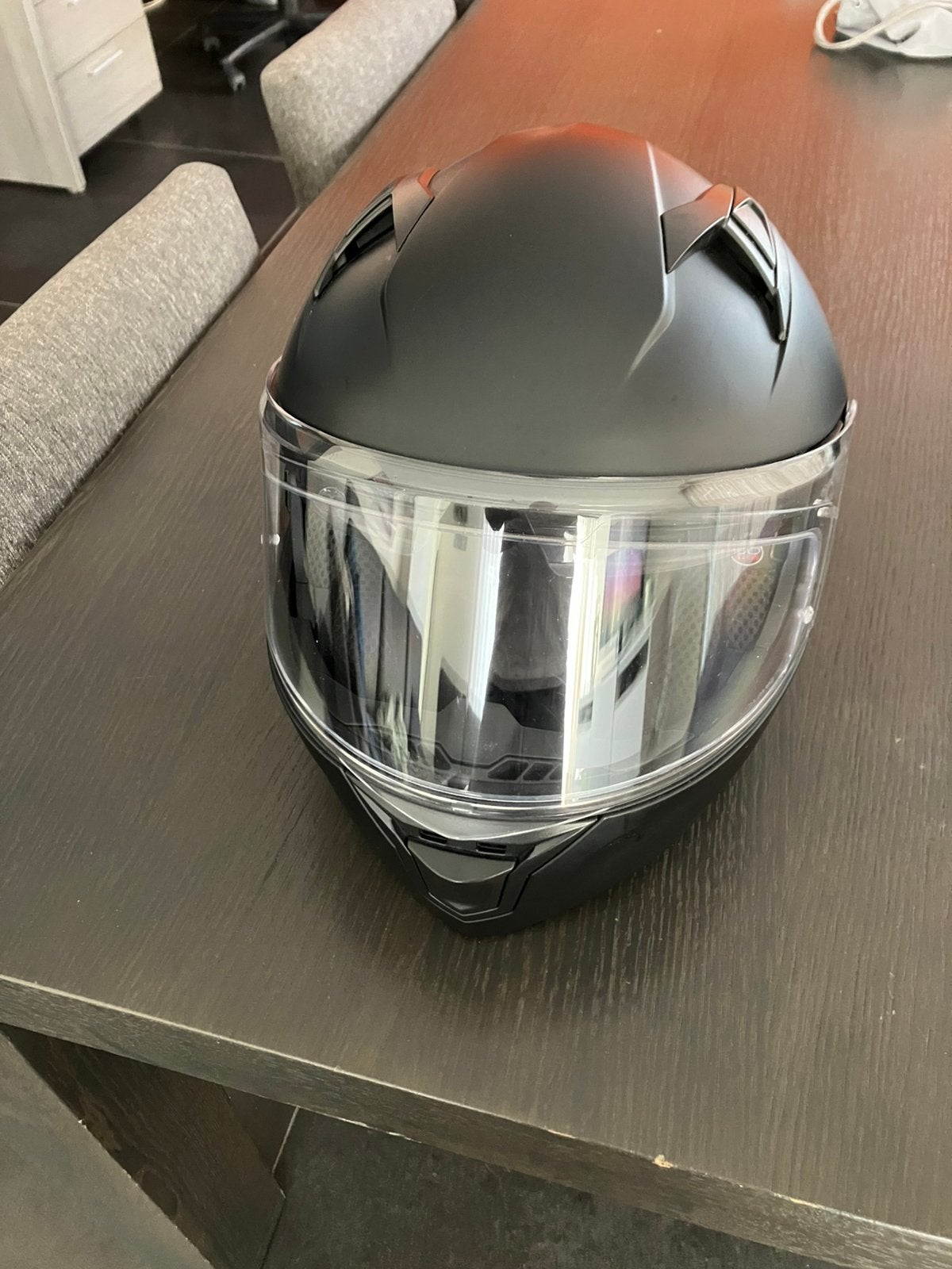 Helm vinz, Motoren, Ophalen