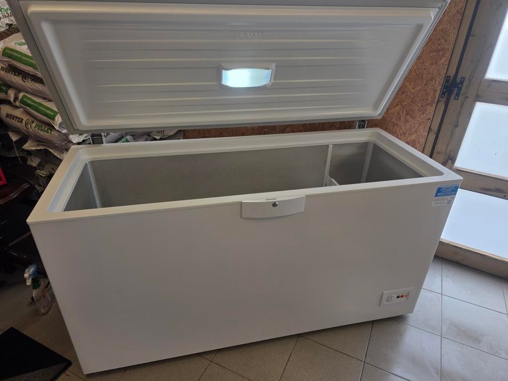 Beko diepvrieskist 451L, Ophalen
