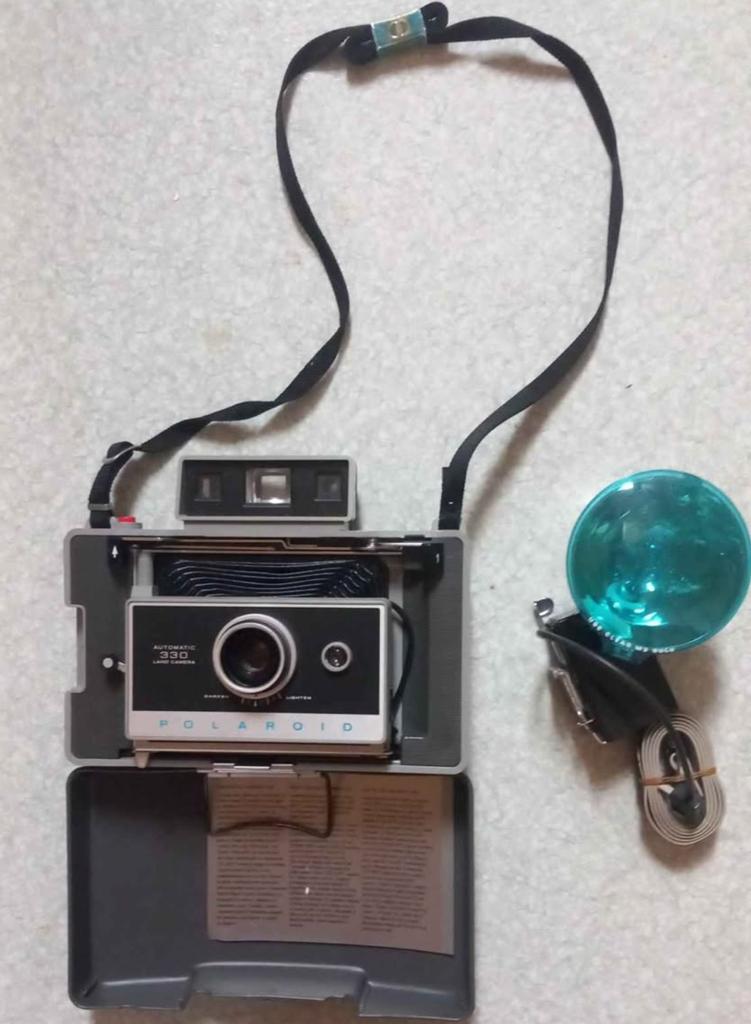 Polaroïd Land Camera, Ophalen
