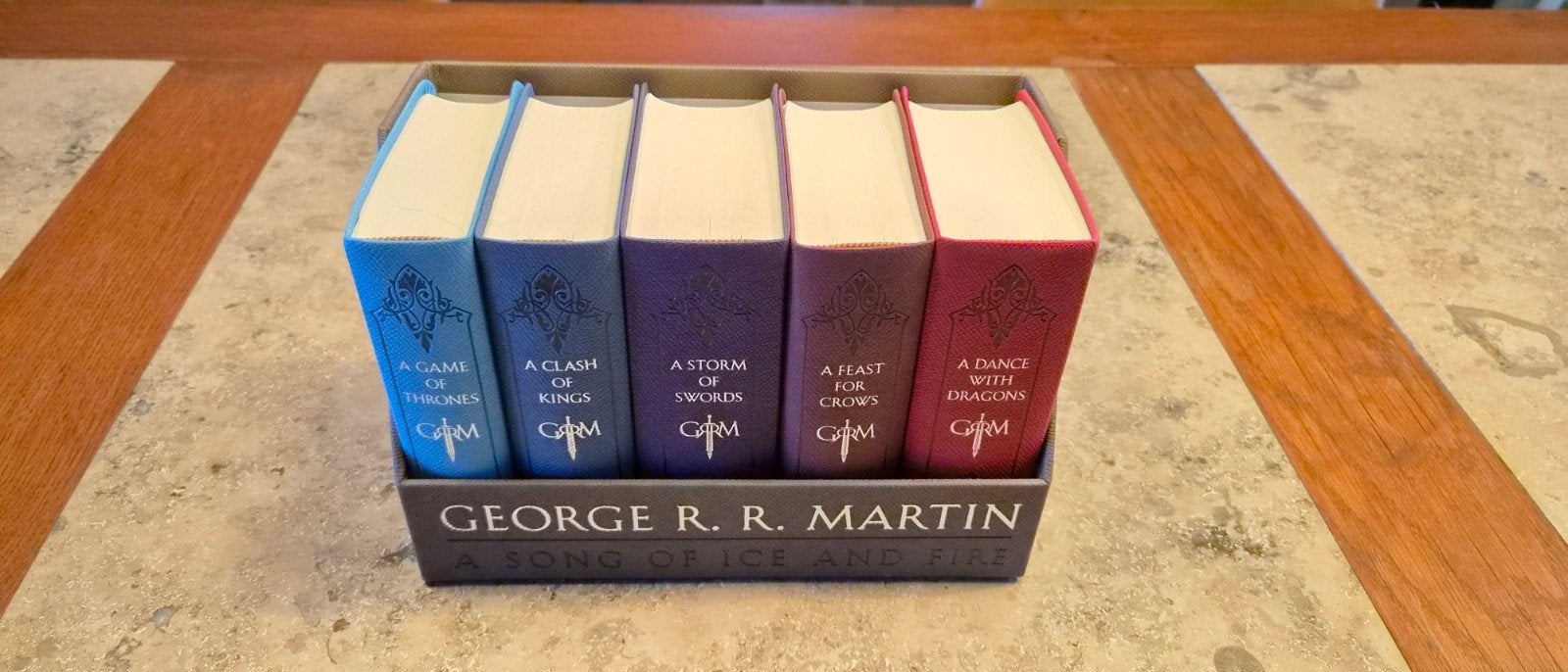 Game of Thrones leather box, Engels, Ophalen, Nieuw, George R.R. Martin