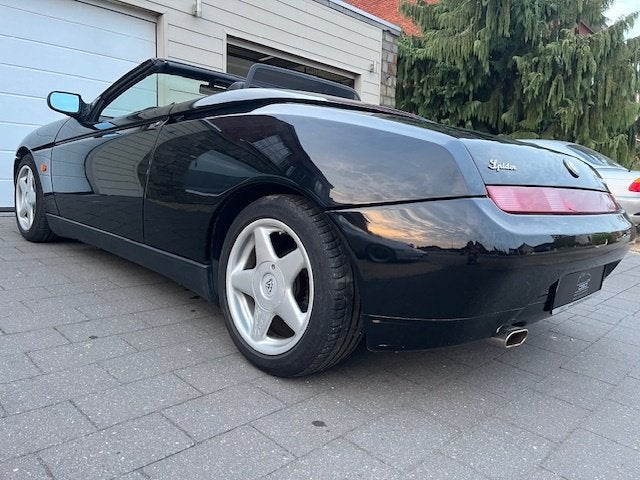 Alfa Romeo Spider *Oldtimer* Azev Velgen * H&R *, Voorwielaandrijving, Zwart, 4 cilinders, Cabriolet