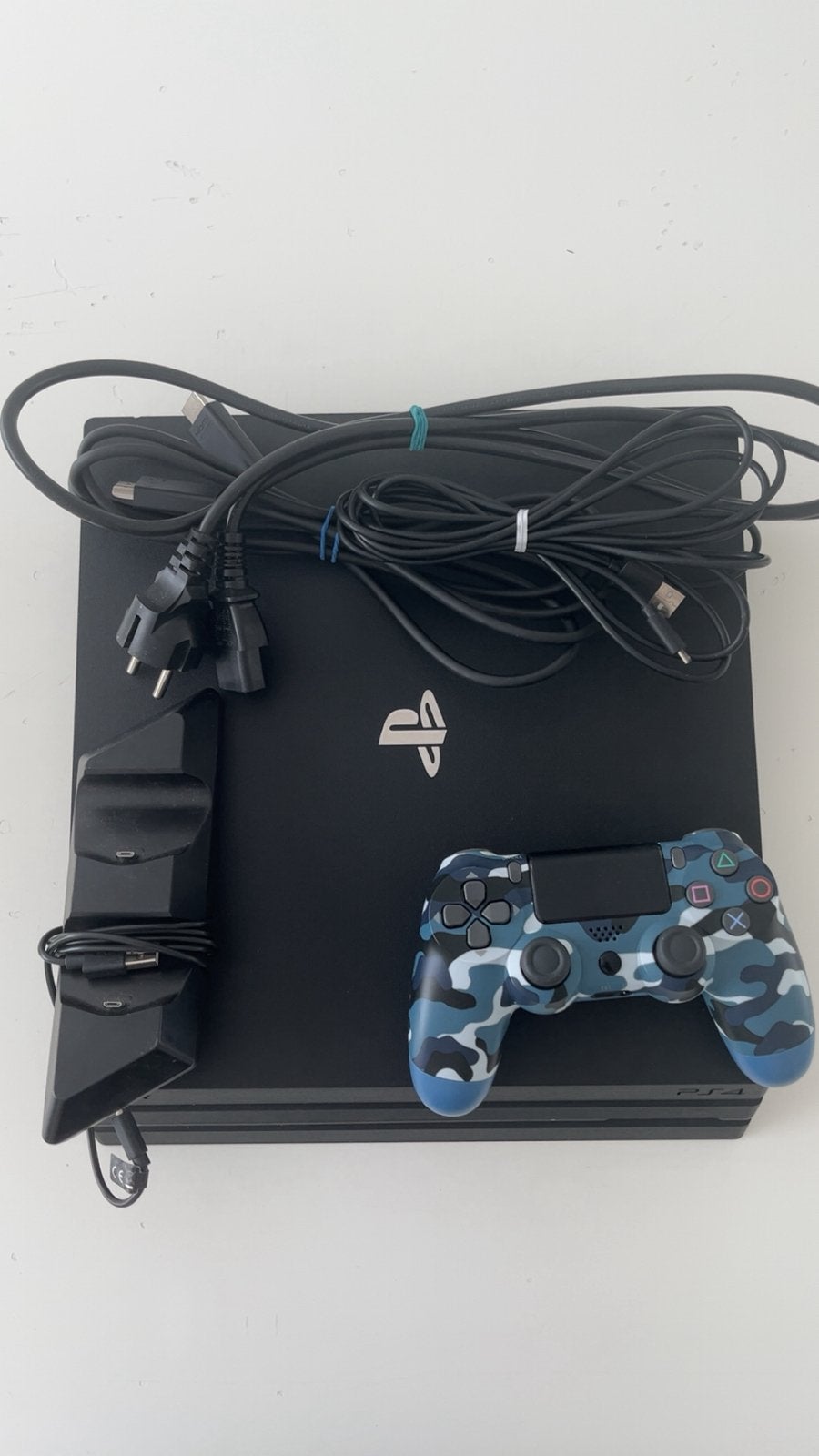 Playstation 4 pro 1tb, Online, Gebruikt, Overige genres, 1 speler