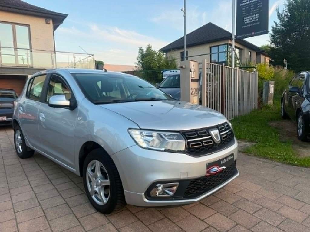 Dacia Sandero automatique à partir de 2017, Autos, Argent ou Gris, Achat, Euro 6, Entreprise