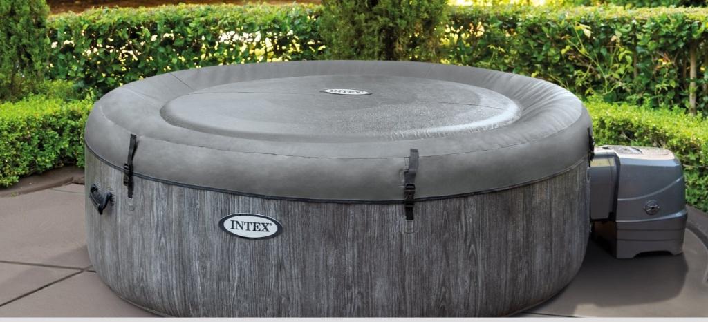 Jacuzzi rechargeable avec accessoires, Jardin & Terrasse, Bains à remous et Spas, Utilisé, Gonflable, Couverture, Tapis de sol