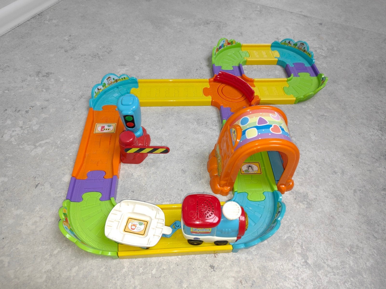 Vtech Toet Toet Auto's Treinset - perfect werkend, Ophalen, Zo goed als nieuw