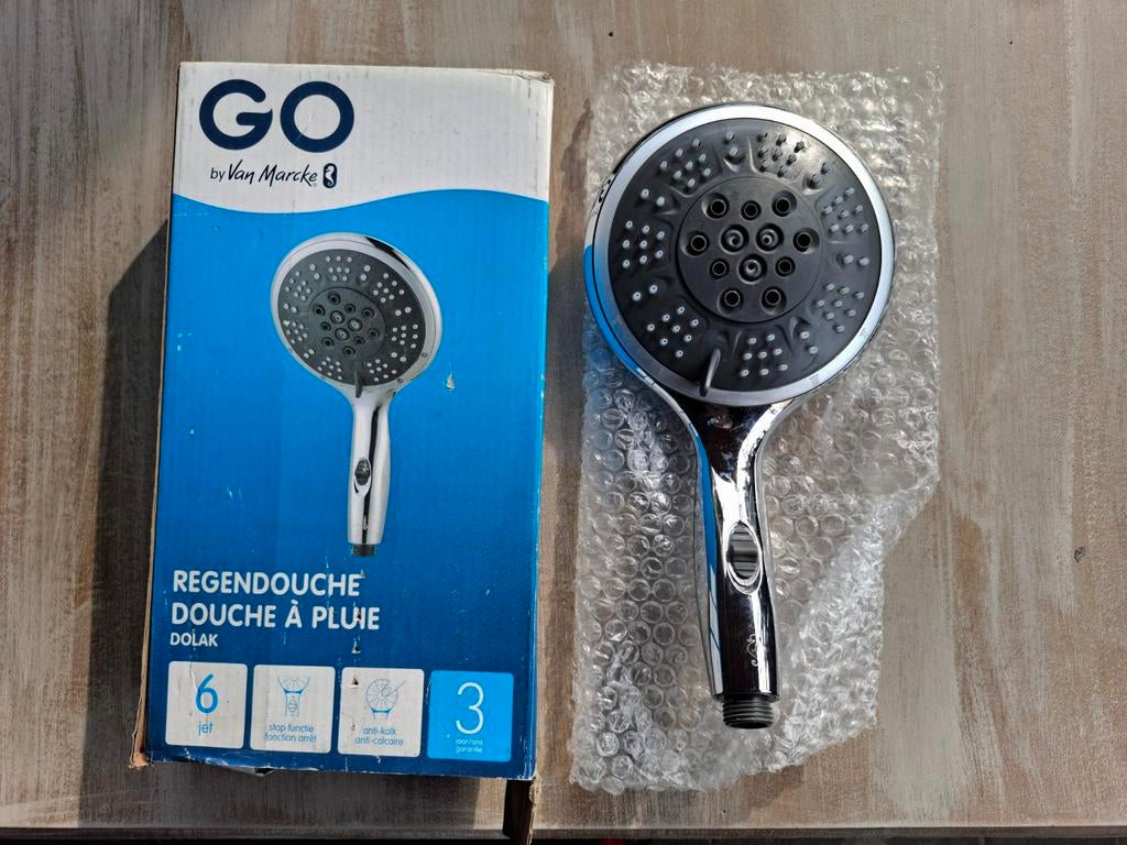Pommeau de douche neuf Van Marcke, Douche