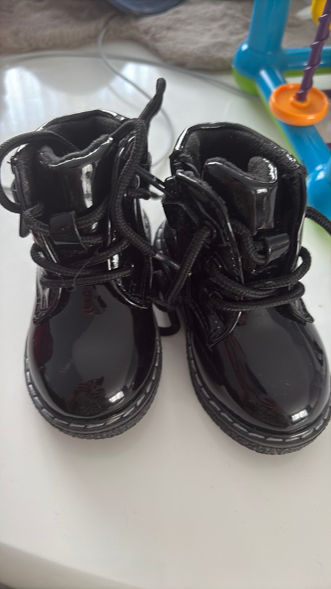 Nog bijna nieuwe babyschoentjes maat 18, Kinderen en Baby's, Ophalen, Zo goed als nieuw