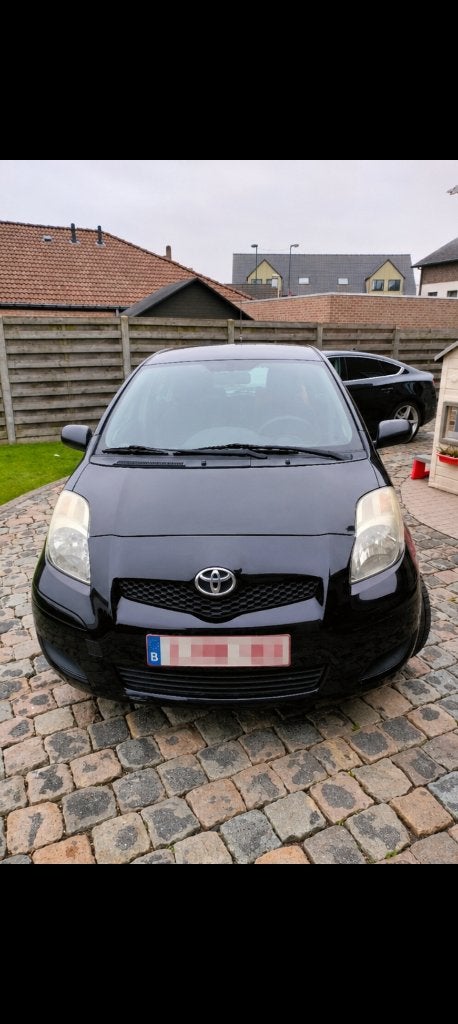 Toyota Yaris 1.0VVT-i, Autos, Euro 5, Achat, Boîte manuelle, Noir