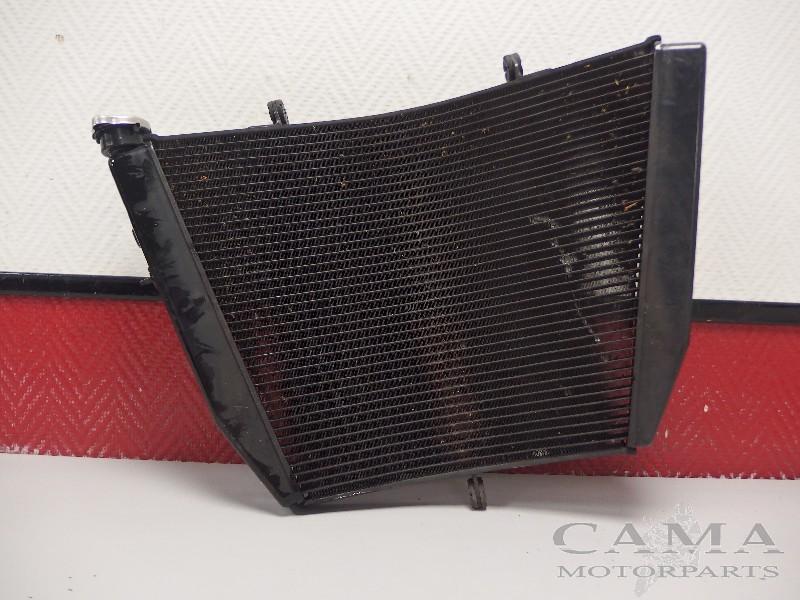 RADIATEUR Suzuki GSX R 600 2008-2010 (GSXR600 K8 / K9 / L0), Dhr. S. di Majo, Gebruikt, Info@cama-motorparts.nl, P.J. Troelstraweg 8 8
3144 CX  MAASSLUIS, NL