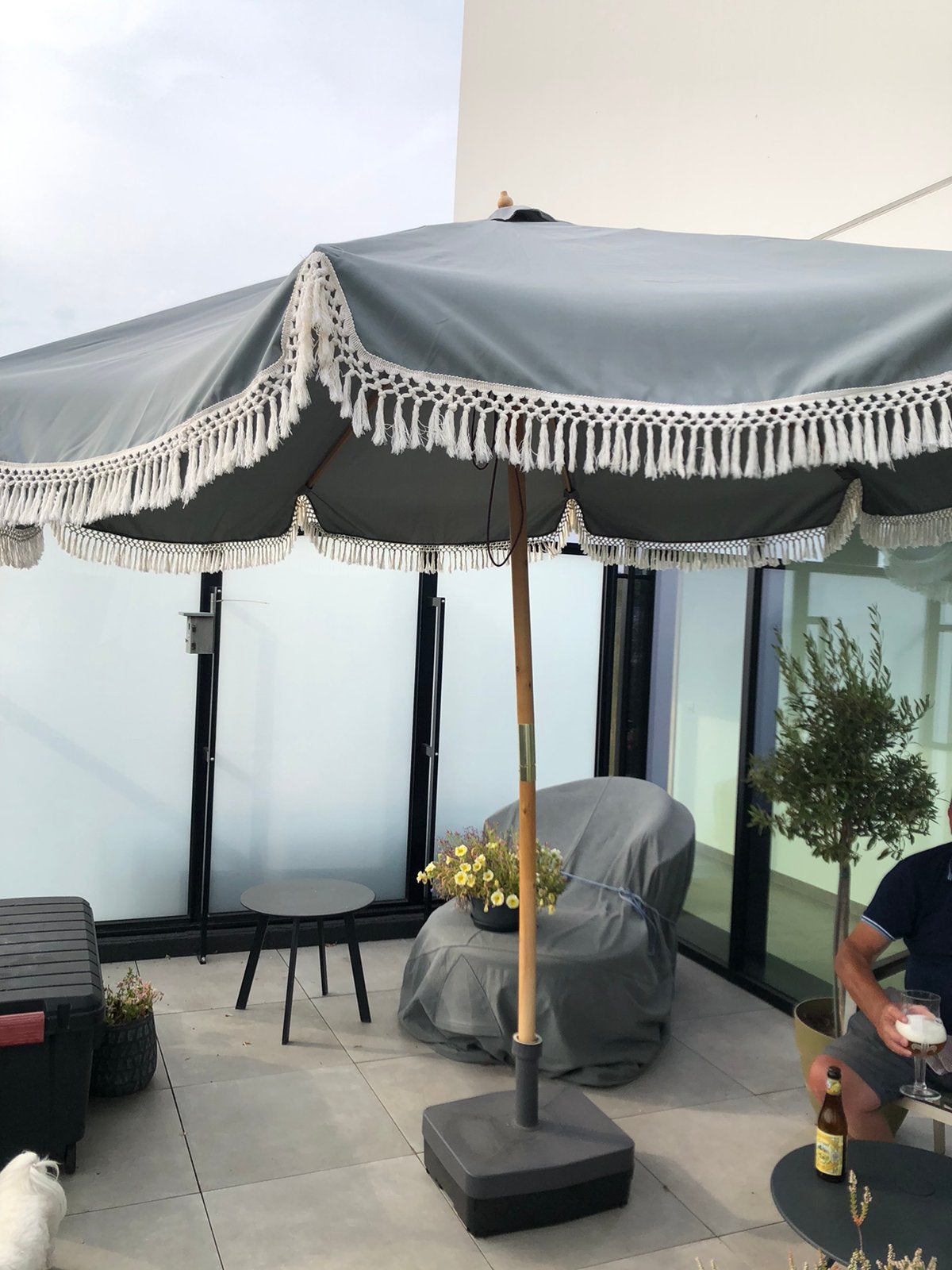 Licht groene parasol, Tuin en Terras, Ophalen, 2 tot 3 meter, Zo goed als nieuw, Waterdicht