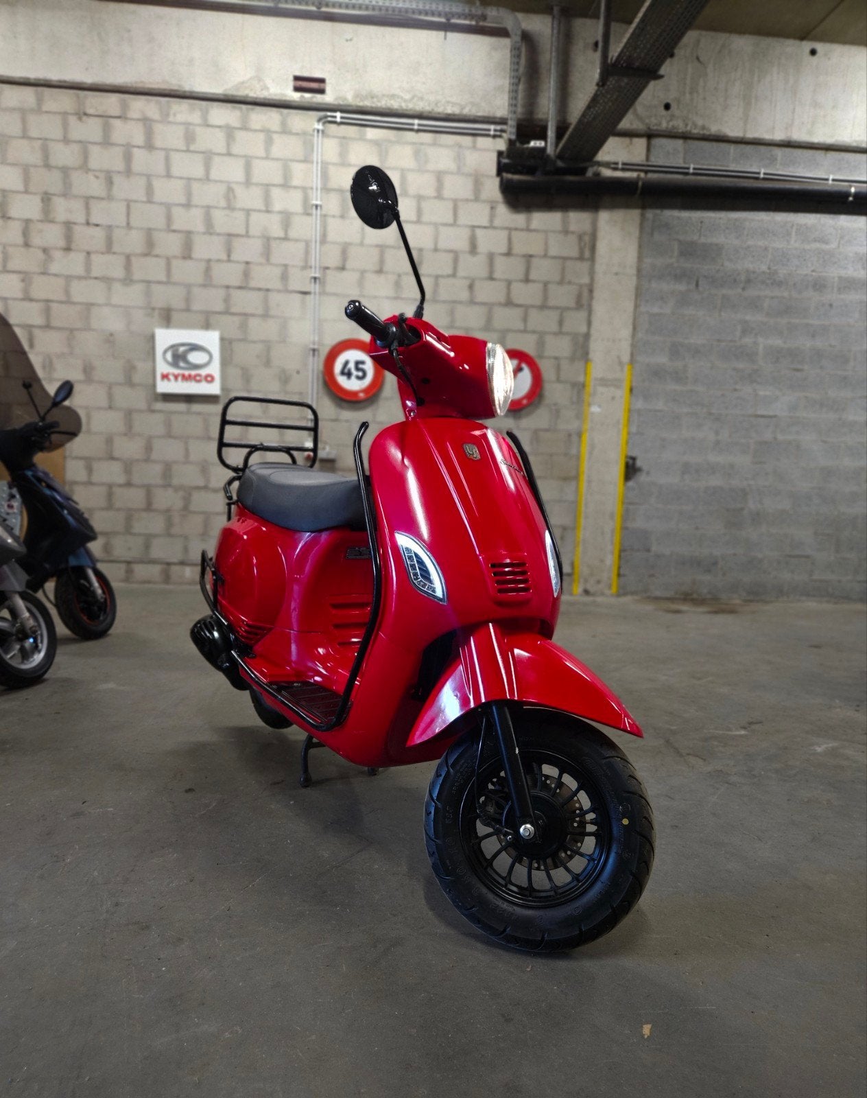 La Souris Sourini R Special Edition 50cc klasse A - 2.672 km, Fietsen en Brommers, Gebruikt, Klasse A (25 km/u), Ophalen of Verzenden