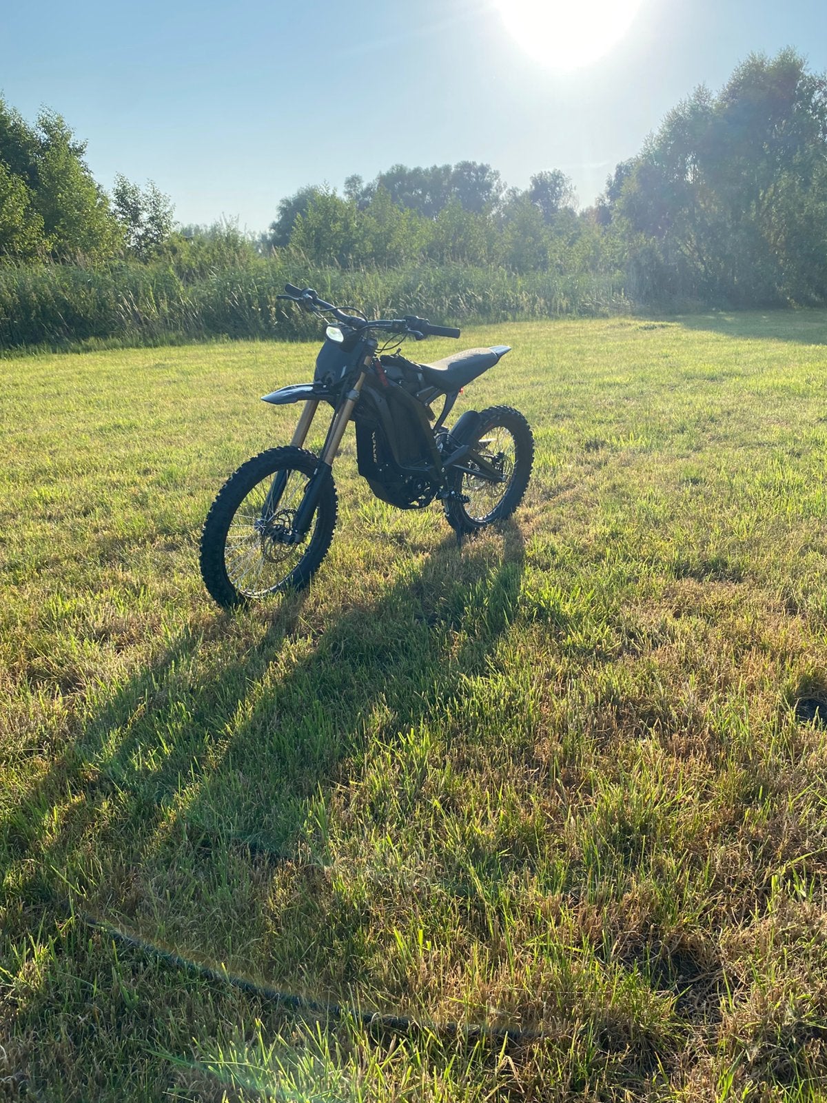Surron Light Bee X 2025 - 1500 km, Zo goed als nieuw, Ophalen, Overige merken