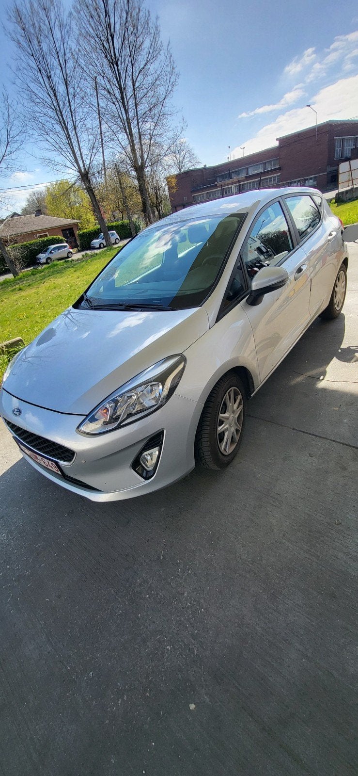 Ford fiesta grise 1.1 cool connect, essence., Autos, Automatique, Essence, Achat