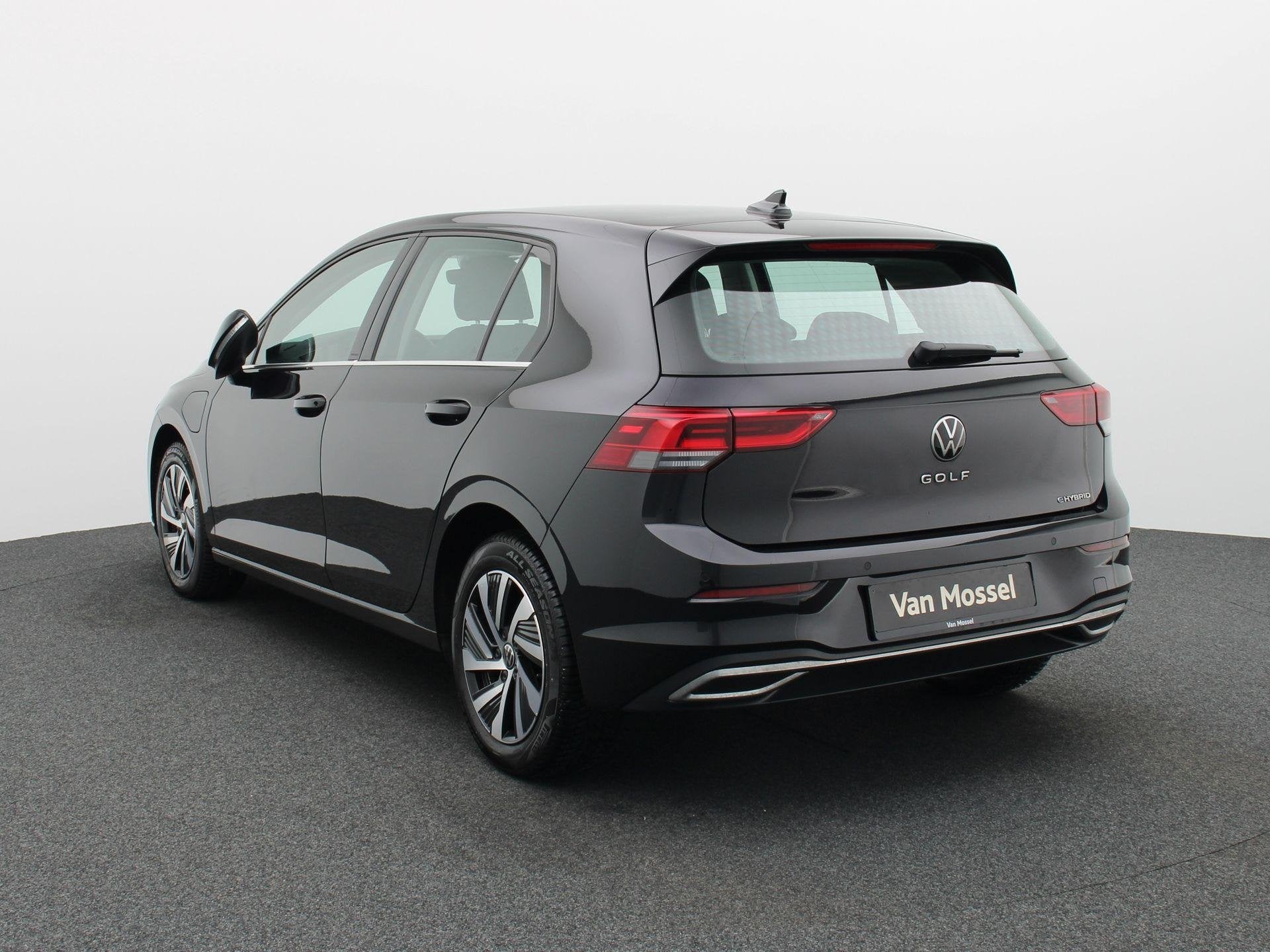 Volkswagen Golf 1.4 eHybrid Style Business DSG CAMERA | NAVI, Auto's, Volkswagen, Stof, Gebruikt, 4 cilinders, Zwart