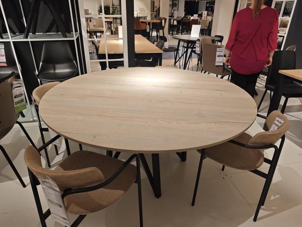 Nieuw ongebruikte ronde tafel Prenuptia - diameter 140cm, Huis en Inrichting, Ophalen, 100 tot 150 cm, Rond, Nieuw