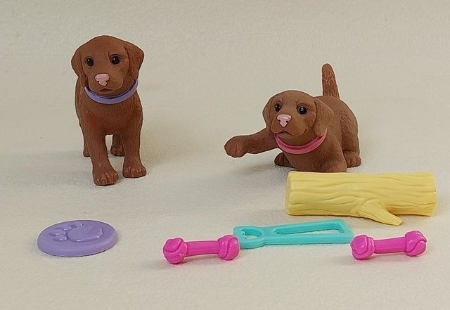 Barbie vintage « Bobbin' Bow-wows Chocolate Lab, chiots », Enlèvement ou Envoi, Comme neuf, Barbie