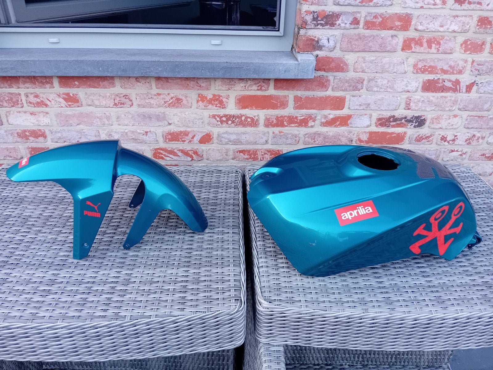 Coiffure originale Aprilia rs 125, Enlèvement