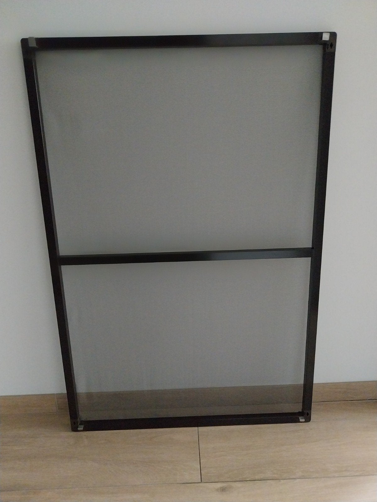 moustiquaire 74lcm de large sur 1m09cm encadrement en pvc, Bricolage & Construction, Vitres, Châssis & Fenêtres, Enlèvement