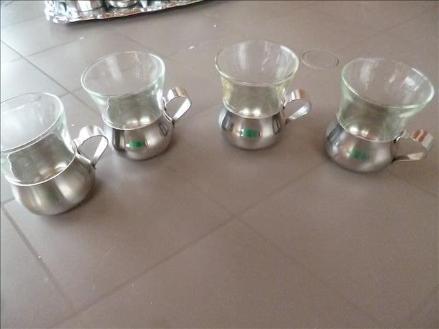 theeglazen in inoxen houder, Ophalen of Verzenden, Zo goed als nieuw, Glas, Kop(pen) en/of Schotel(s)