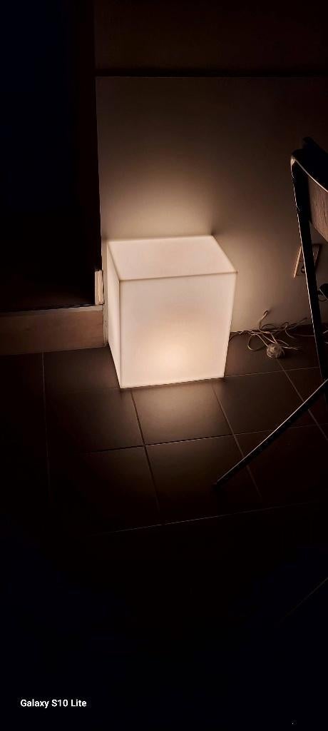 witte lichtkubis pvc 49 cm hoog met twee verlchting, Ophalen, Gebruikt, Kunststof, Minder dan 100 cm