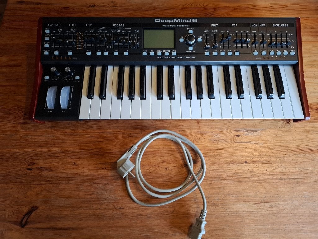 Deepmind 6, Model Samples, MS-20 mini, Muziek en Instrumenten, Soundmodules, Ophalen, Gebruikt