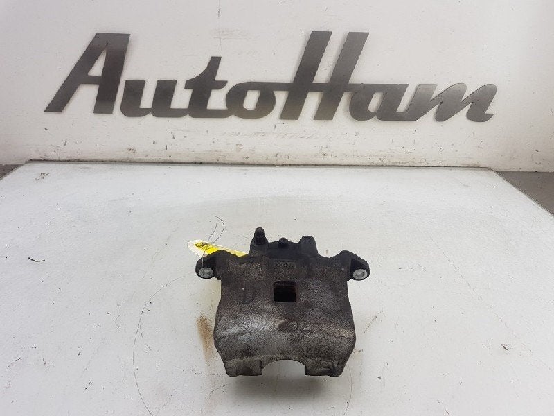 REMKLAUW RECHTS VOOR ABS Nissan Pulsar (C13) (410013DN0A), Gebruikt, Nissan