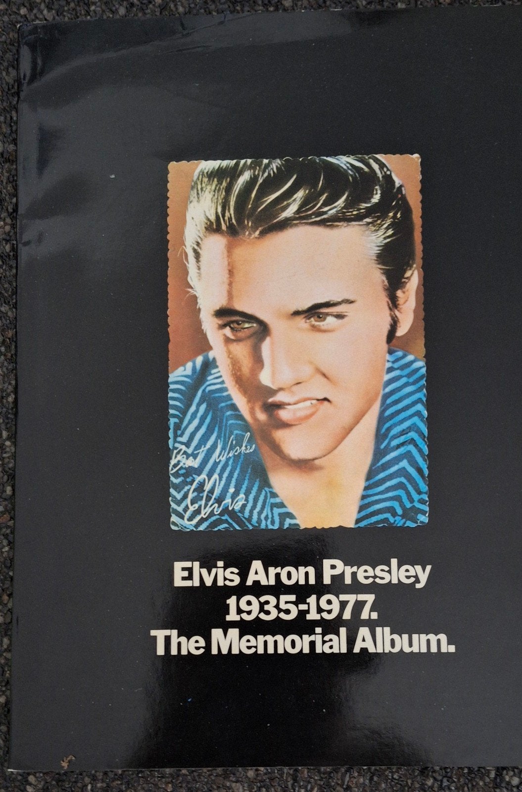 Memorial album Elvis Presley 1977, Verzamelen, Ophalen of Verzenden, Zo goed als nieuw, Boek, Tijdschrift of Artikel