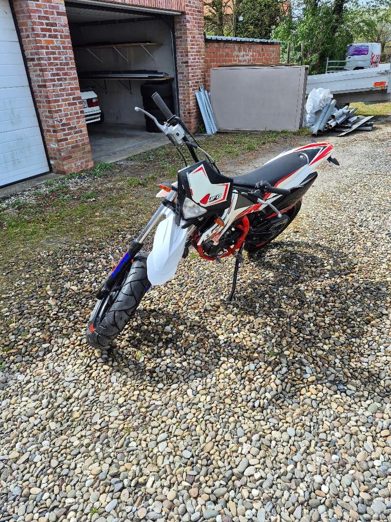 beta 50rr, Fietsen en Brommers, Brommers | Overige merken, 6 versnellingen, 49 cc, Ophalen, Overige merken