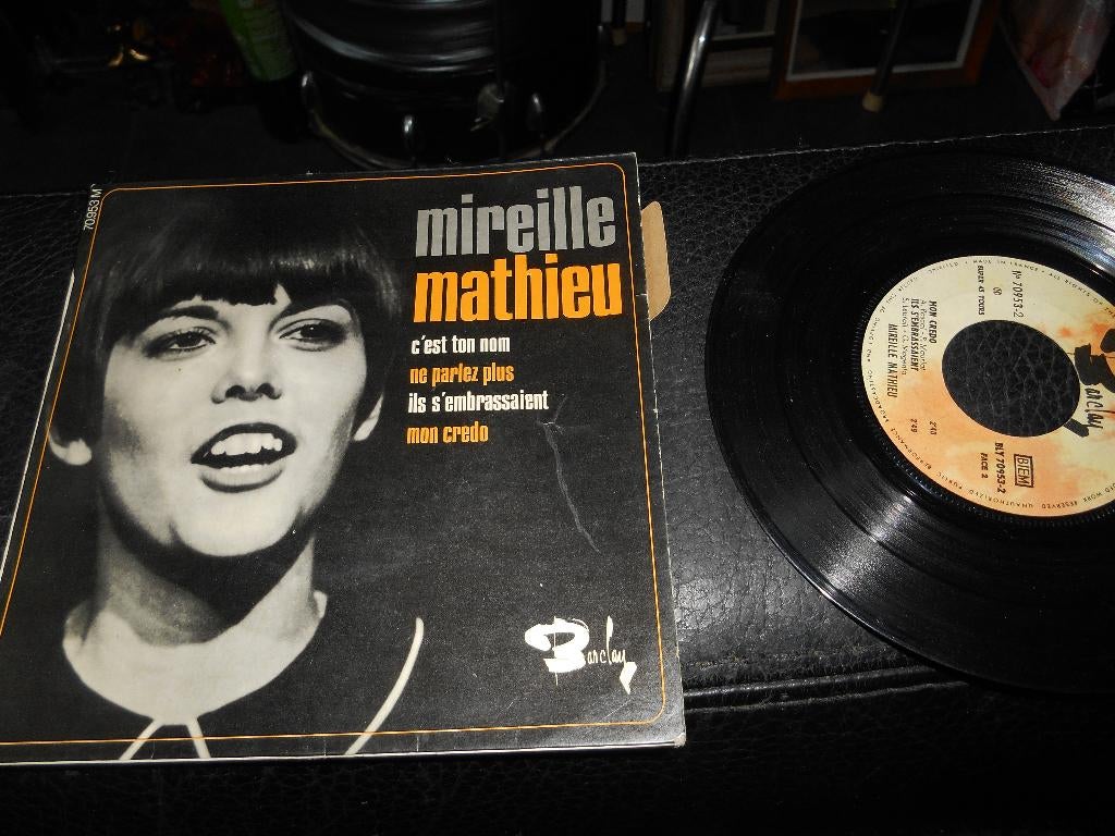 45T 4 pistes Mireille Mathieu avec languette, Ophalen of Verzenden