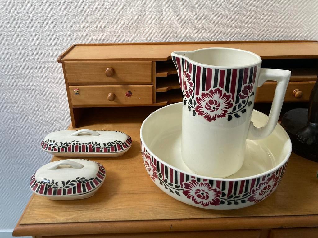 Antieke waskom met accessoires, Antiek en Kunst, Ophalen