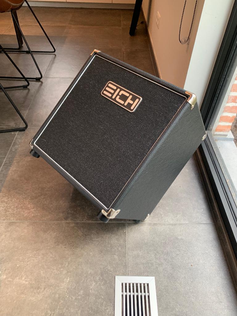 Bass speaker Eich 112 XS + cover quasi nieuw, Muziek en Instrumenten, Versterkers | Bas en Gitaar, Ophalen, Zo goed als nieuw
