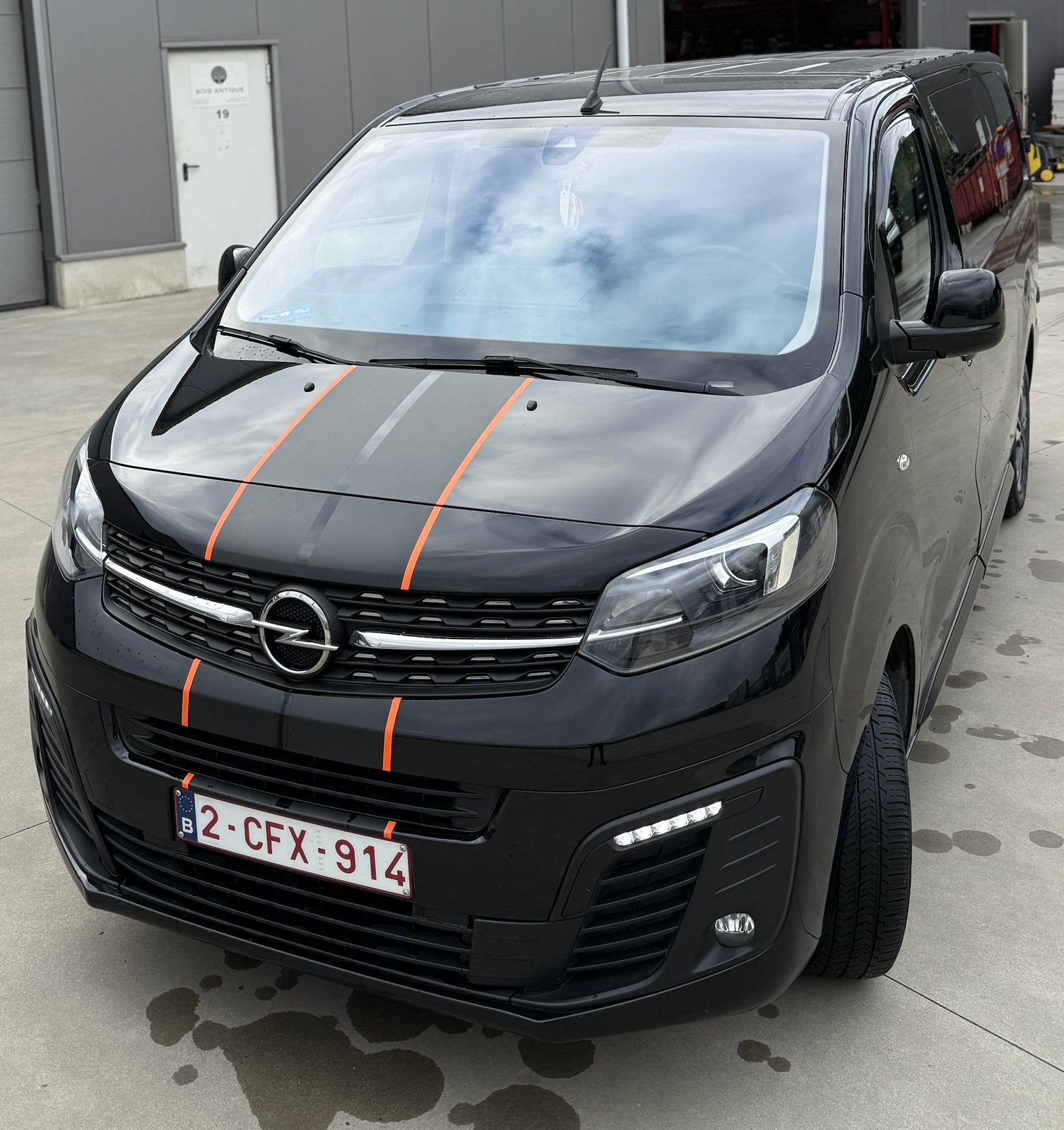 Opel vivaro garantie 8 ans, Auto's, Opel, Vivaro, Leder en Stof, Bedrijf, Parkeercamera